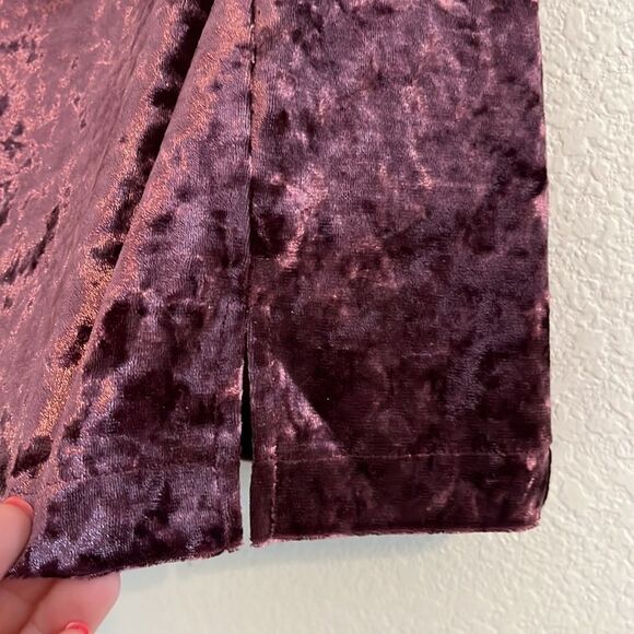 NWOT Crushed Velvet Mini Skirt in Purple - Picture 4 of 5